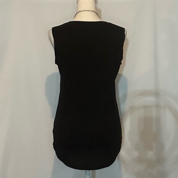 Tops/T-Shirts/Tanks👚 - 2 for $15 or 3 for $20 (Mix & Match) - Picture 2 of 5